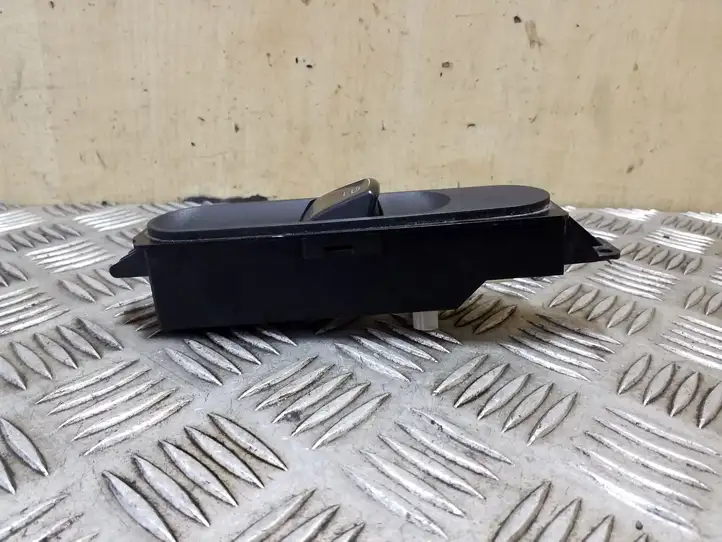 Volkswagen Crafter (2006 - 2016) 9065450913 Кнопка стеклоподъемников — фото 4