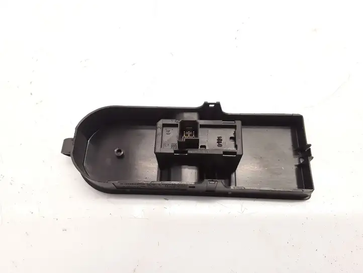 Opel Zafira B (2003 - 2006) 13197132 Блок кнопок стеклоподъемников — фото 3