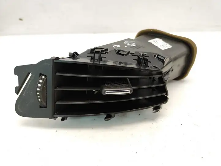 Opel Astra J (2009 - 2012) 13261538 Боковой воздушный дефлектор — фото 1