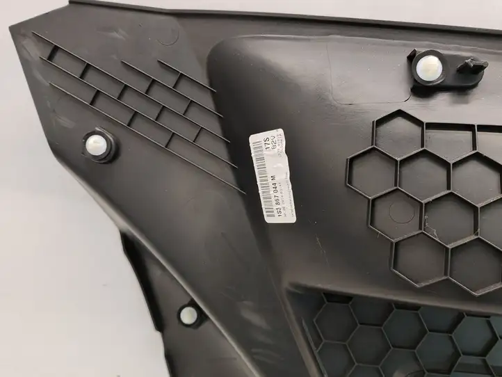 Volkswagen Up (2011 - ) 1S3867044M Обшивка задней двери — фото 3
