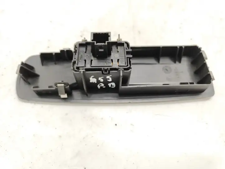 Renault Laguna III (2007 - 2015) 809600750R Блок кнопок стеклоподъемников — фото 4