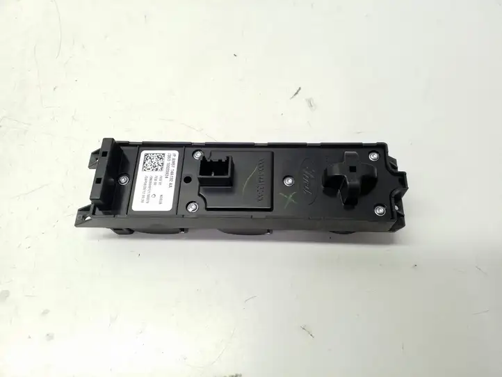Ford C-MAX II (2010 - 2015) AM5T14A132AA Кнопка стеклоподъемников — фото 3