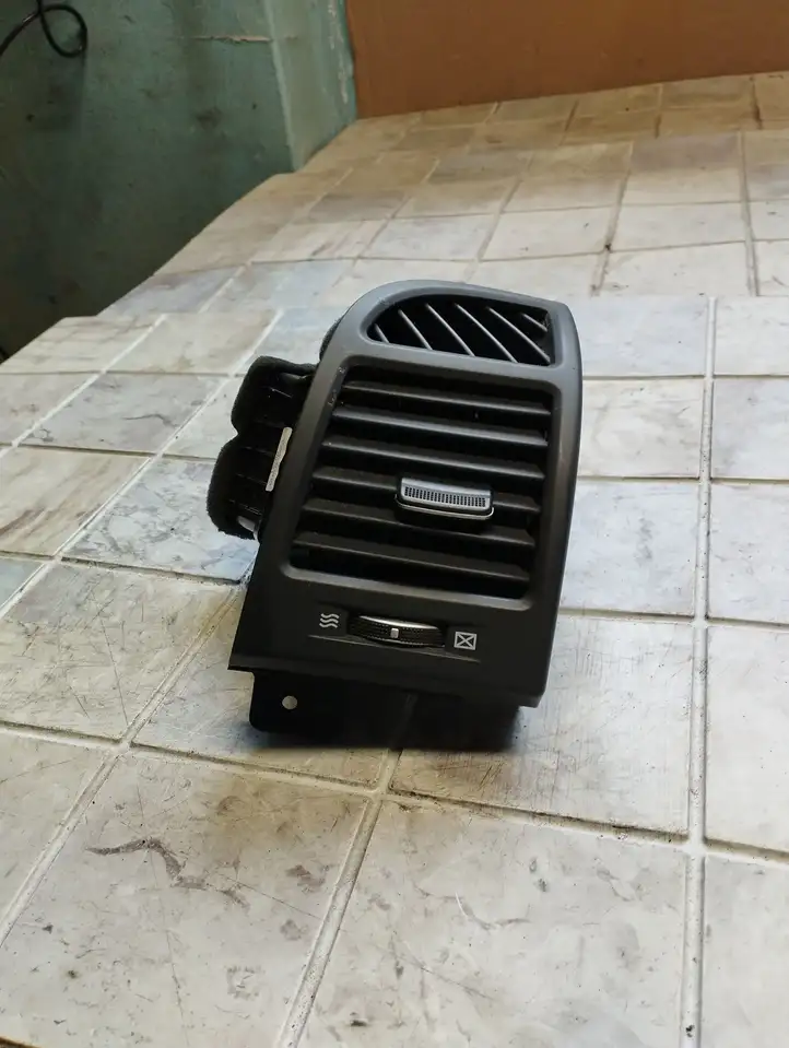 Hyundai Santa Fe (2005 - 2009) 974802B900 Боковой воздушный дефлектор — фото 1