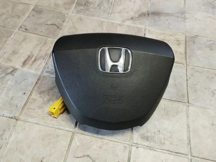 Honda FR-V (2004 - 2009) Подушка безопасности руля — фото 1
