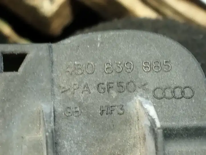 Audi A4 S4 B6 8E 8H (2000 - 2006) 4B0839885 Наружная ручка двери — фото 2