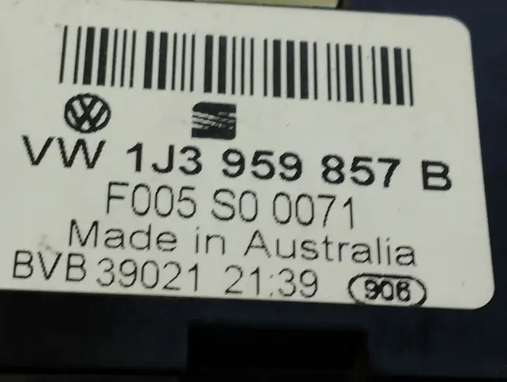 Volkswagen PASSAT B5.5 (2001 - 2005) 1J3959857B Блок кнопок стеклоподъемников — фото 2