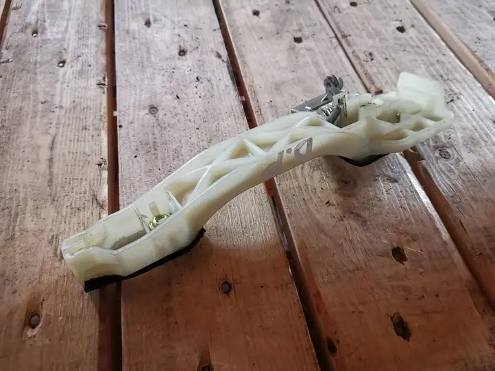 Opel Antara (2006 - 2011)   Крепление для наружной ручки передней двери