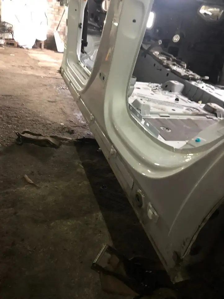 Mercedes-Benz EQA (2021 - ) Передний порог кузова — фото 1