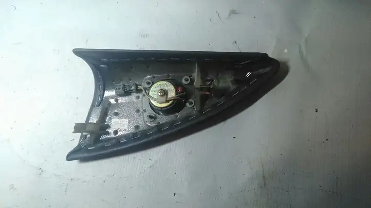 Mercedes-Benz ML W163 (1997 - 2005) 1637205670 Прочая отделка передней двери — фото 2