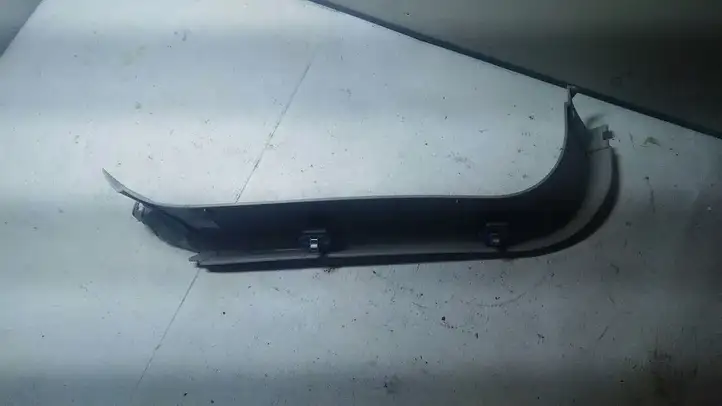 Opel Zafira B (2003 - 2006) 13131333 Прочая отделка задней двери — фото 2