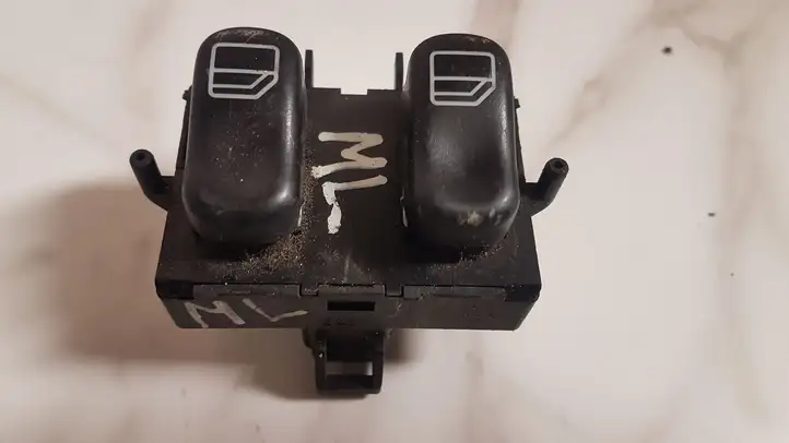 Mercedes-Benz ML W163 (1997 - 2005) 1638203110 Блок кнопок стеклоподъемников — фото 2