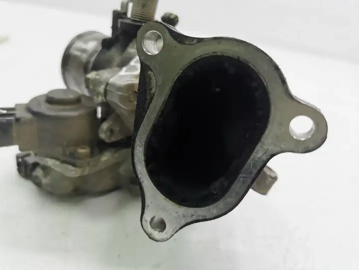 Toyota Corolla Verso AR10 (2004 - 2009) 8967221020 Дроссельная заслонка — фото 3