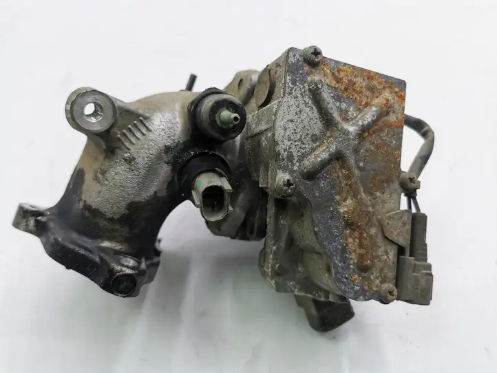 Toyota Corolla Verso AR10 (2004 - 2009) 8967221020 Дроссельная заслонка — фото 4