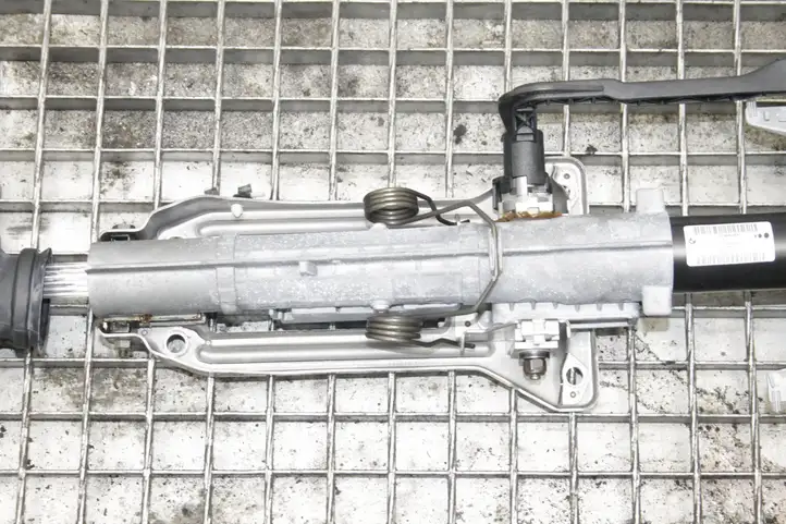 BMW 3 E92 E93 (2005 - 2014) 6786891 Вал рулевой колонки — фото 3