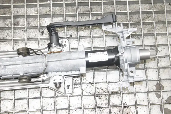 BMW 3 E92 E93 (2005 - 2014) 6786891 Вал рулевой колонки — фото 4