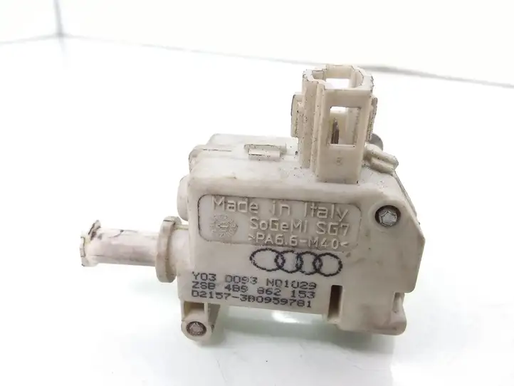 Audi A6 S6 C5 4B (2001 - 2004) 4B9862153 Привод замка крышки топливного бака — фото 1
