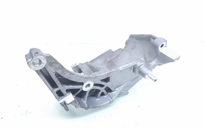 Peugeot Partner (2008 - 2012) 9672309780 Кронштейн топливного насоса — фото 4
