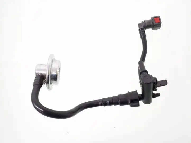 Ford C-MAX I (2007 - 2010) 070116B Трубка топливной системы — фото 1