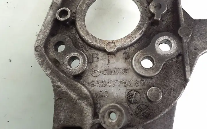 Ford Fiesta (2009 - 2012) 9684778280 Кронштейн топливного насоса — фото 3