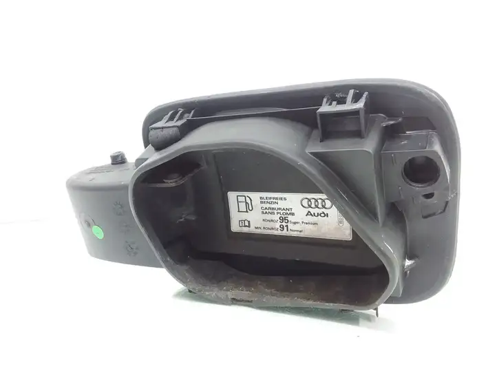 Audi A4 S4 B8 8K (2007 - 2011) 8E0010184C Крышка топливного бака — фото 2