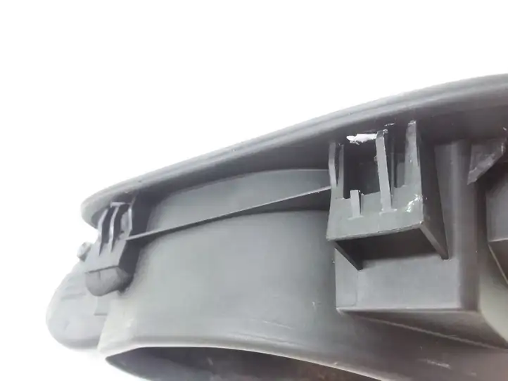 Audi A4 S4 B8 8K (2007 - 2011) 8E0010184C Крышка топливного бака — фото 4