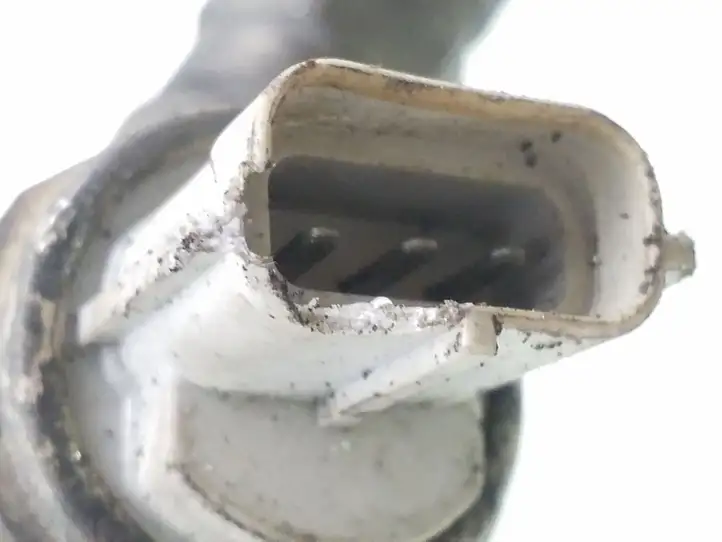 Opel Vectra C (2002 - 2005) 4990004441 Магистральная топливная трубка — фото 3