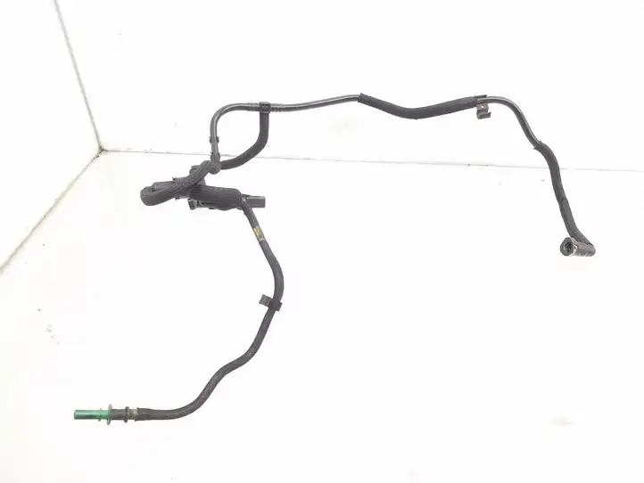 Volvo C30 (2007 - 2010) 9635692580 Трубка топливной системы — фото 1