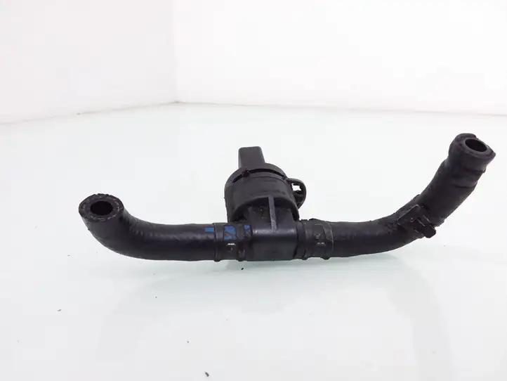 Volkswagen Bora (1998 - 2005) 038906081A Датчик температуры топлива — фото 5