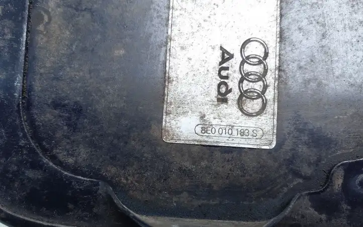 Audi A4 S4 B6 8E 8H (2000 - 2006) 8E0010183S Крышка топливного бака — фото 3