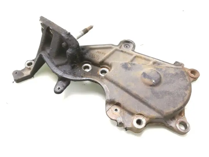 Toyota Corolla E120 E130 (2004 - 2007) 123150G010 Кронштейн двигателя — фото 1