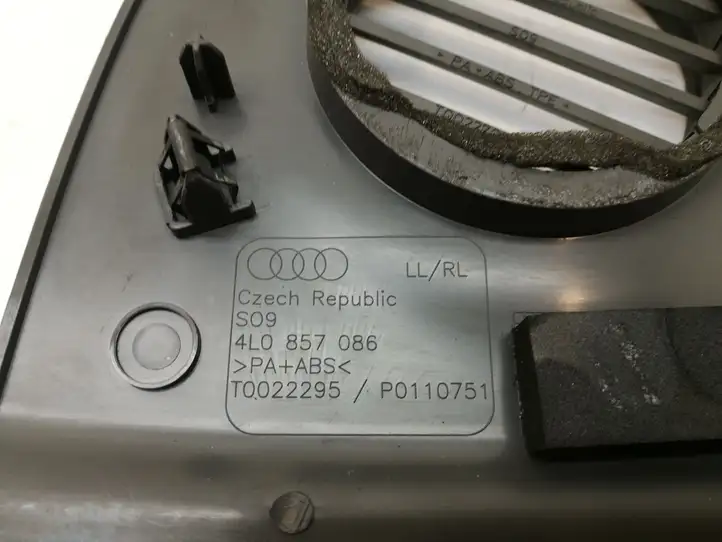 Audi Q7 4L (2005 - 2009) 4L0857086 Боковая отделка панели приборов — фото 3