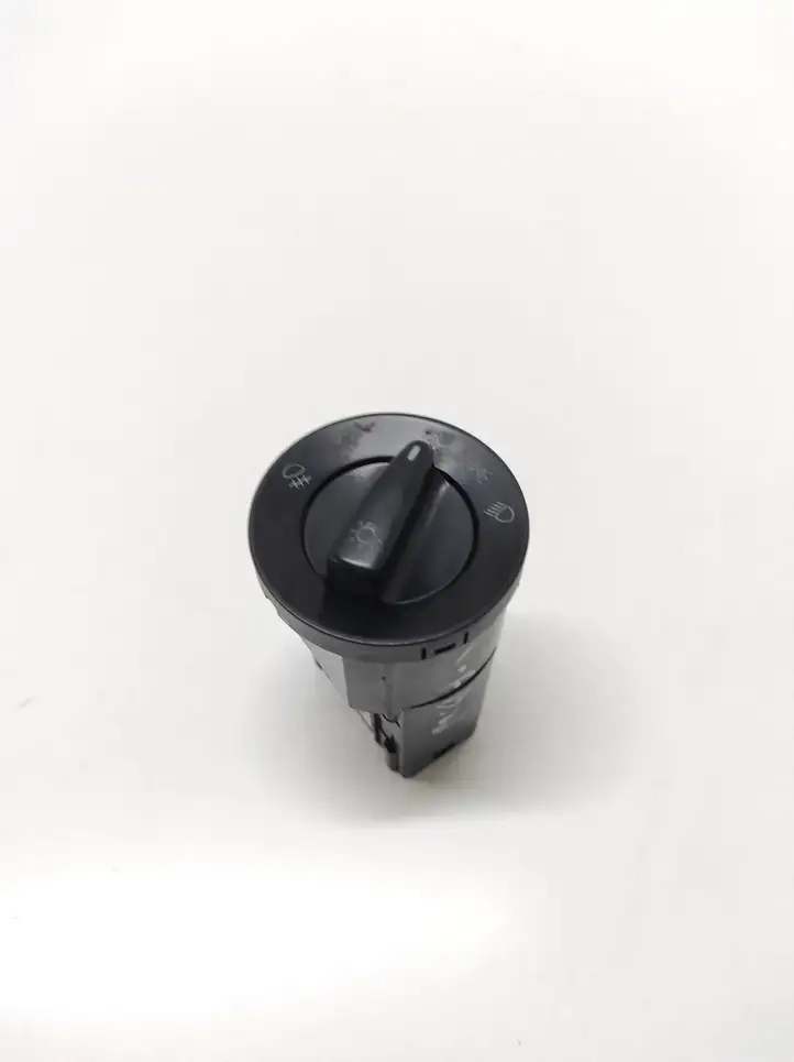 Skoda Fabia Mk2 (5J) (2007 - 2014) BK73B0941531 Включатель фонарей — фото 1