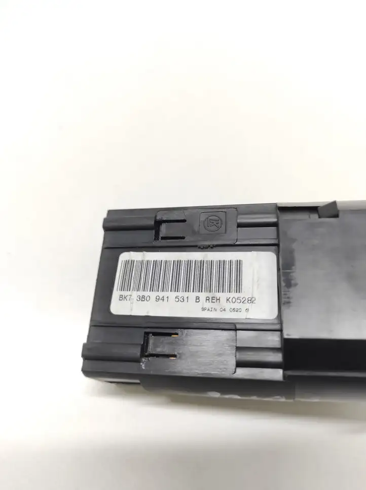 Skoda Fabia Mk2 (5J) (2007 - 2014) BK73B0941531 Включатель фонарей — фото 4