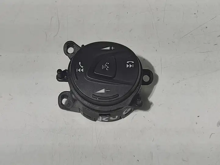 Ford Kuga II (2013 - 2019) DM5T14K147DA Кнопки на рулевом колесе — фото 1