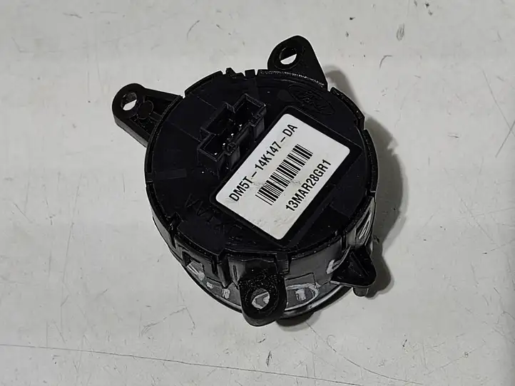 Ford Kuga II (2013 - 2019) DM5T14K147DA Кнопки на рулевом колесе — фото 2