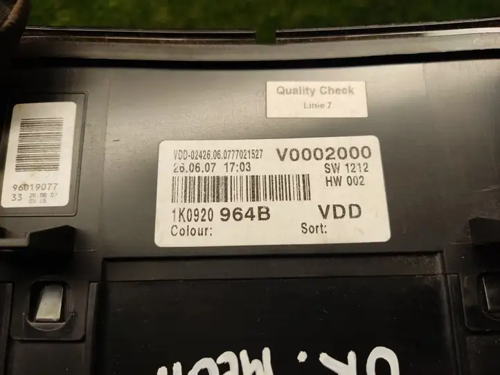 Skoda Fabia Mk1 (6Y) (1999 - 2007) 1K0920964B Спидометр — фото 2