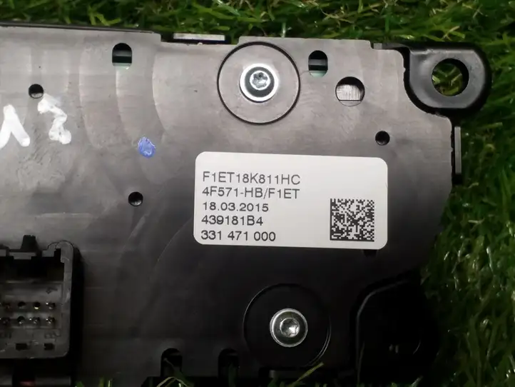 Ford Focus (1998 - 2004) F1ET18K811HC Включатель регулировки звука — фото 2