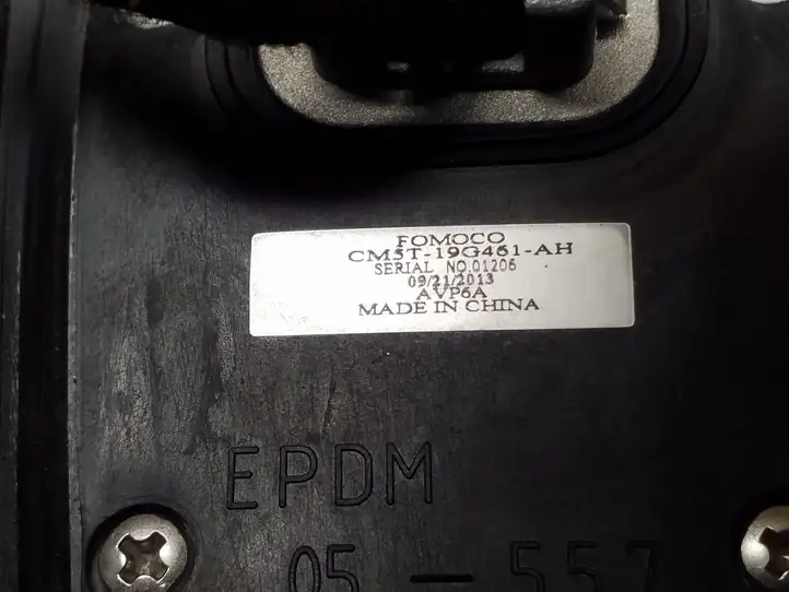 Ford Fiesta (2013 - 2017) CM5T19G461AH GPS антенна — фото 3