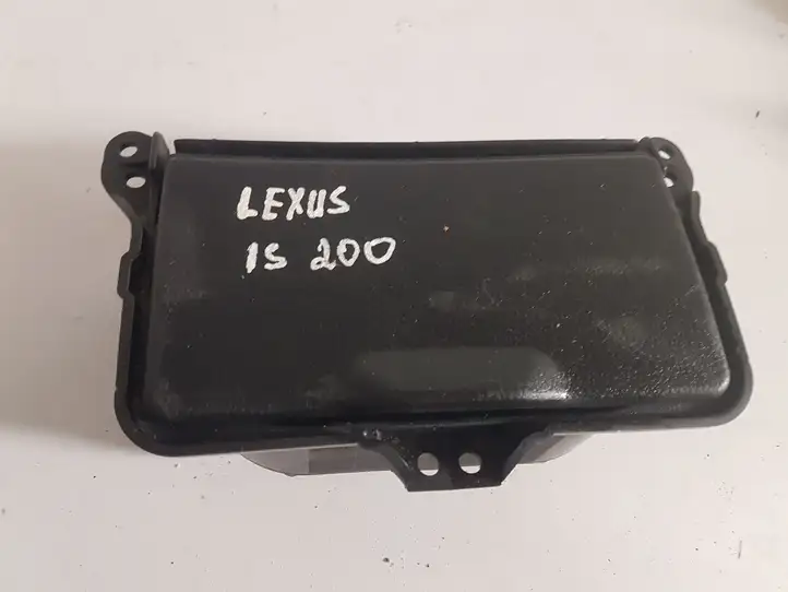Lexus IS 200-300 (1999 - 2005) 5880253010 Вещевой ящик — фото 3