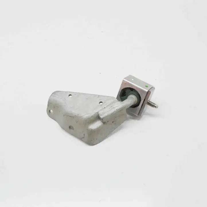 BMW 3 F30 F35 F31 (2012 - 2018) 8631946 Кронштейн глушителя — фото 7