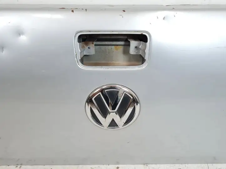 Volkswagen Amarok (2010 - ) Крышка багажника — фото 17