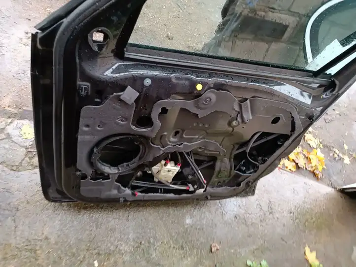 Ford Galaxy (2010 - 2015) Дверь — фото 4