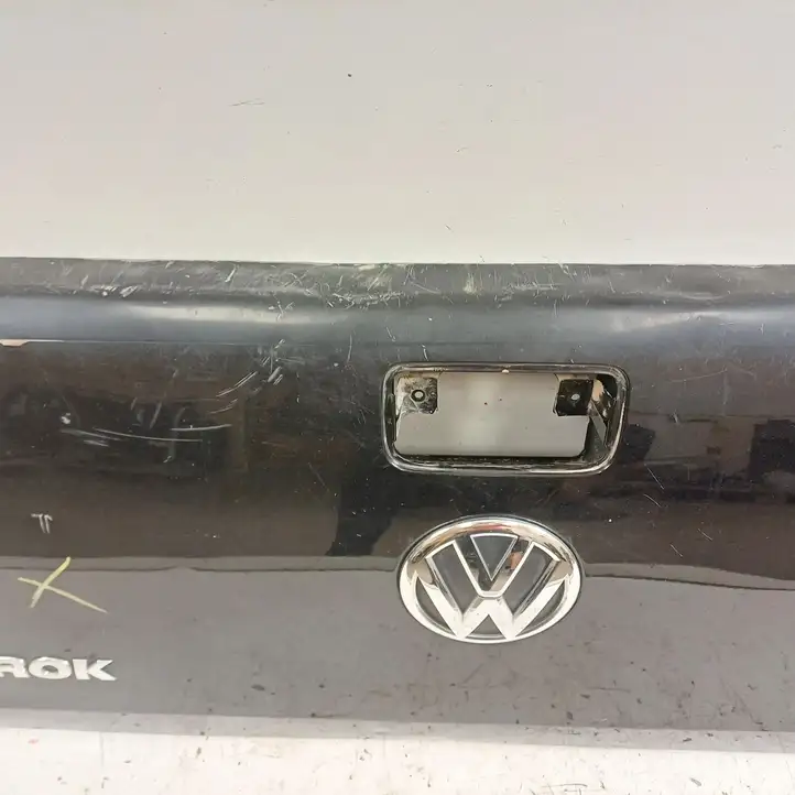 Volkswagen Amarok (2016 - 2023) Крышка багажника — фото 2