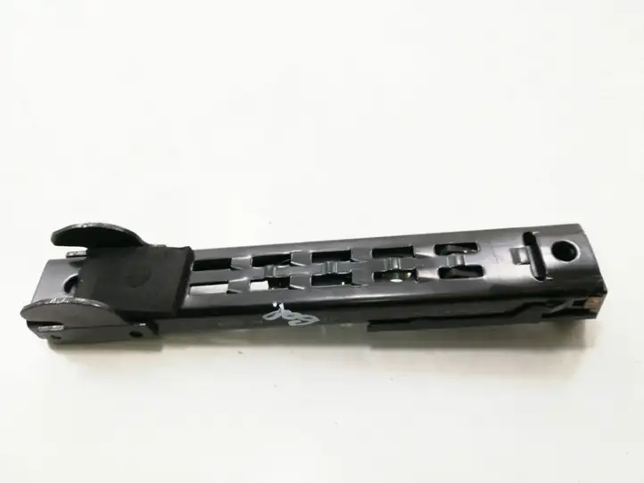 Volkswagen Touran I (2003 - 2010) 1T0857819 Электродвигатель регулировки ремня безопасности — фото 3