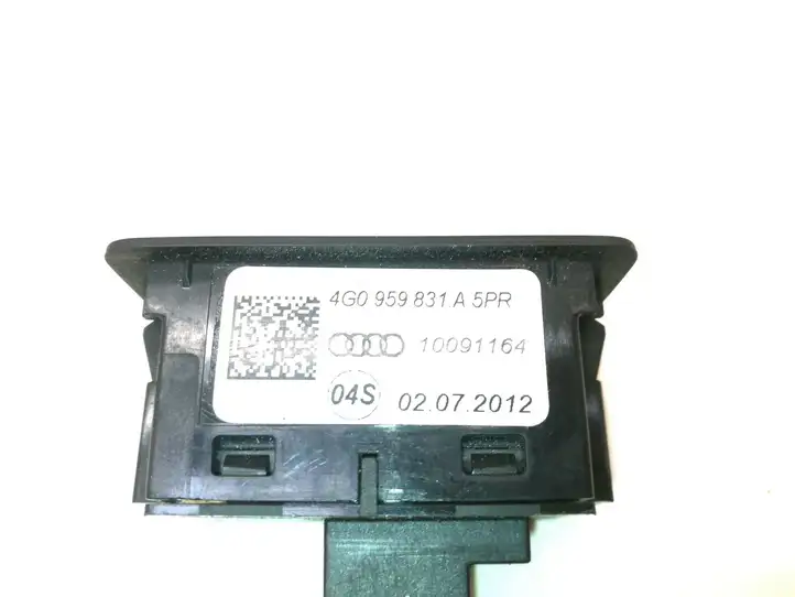 Audi A6 Allroad C7 (2012 - 2014) 4G0959831A Кнопка закрытия багажника — фото 3