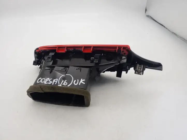 Opel Corsa E (2014 - 2019)  13377948 Боковая воздушный дефлектор