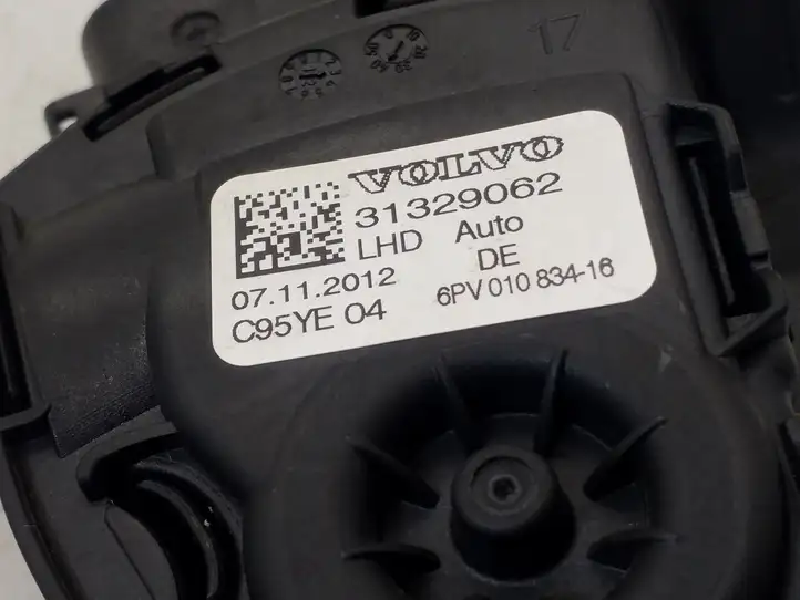 Volvo S60 (2010 - 2013) 31329062 Педаль акселератора — фото 3
