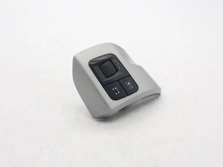 Opel Astra H (2004 - 2009) 13208859 Кнопки на рулевом колесе — фото 1