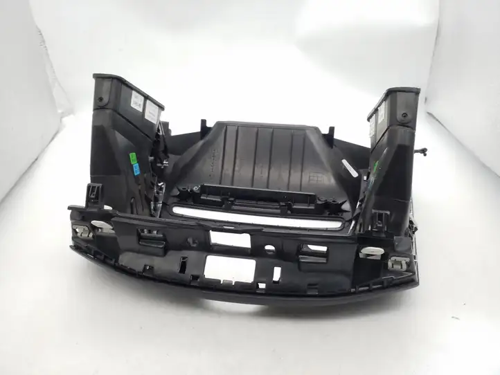 Ford Focus (2015 - 2019) F1EB18835 Центральный воздушный дефлектор — фото 3