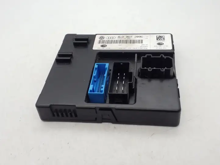 Audi Q7 (2005 - 2009)  4L0907289C Mодуль kомфортa